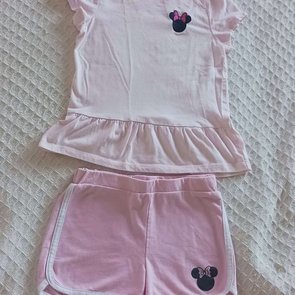 Minnie Mouse pink coordinated shorts and top Disney set Girls 5